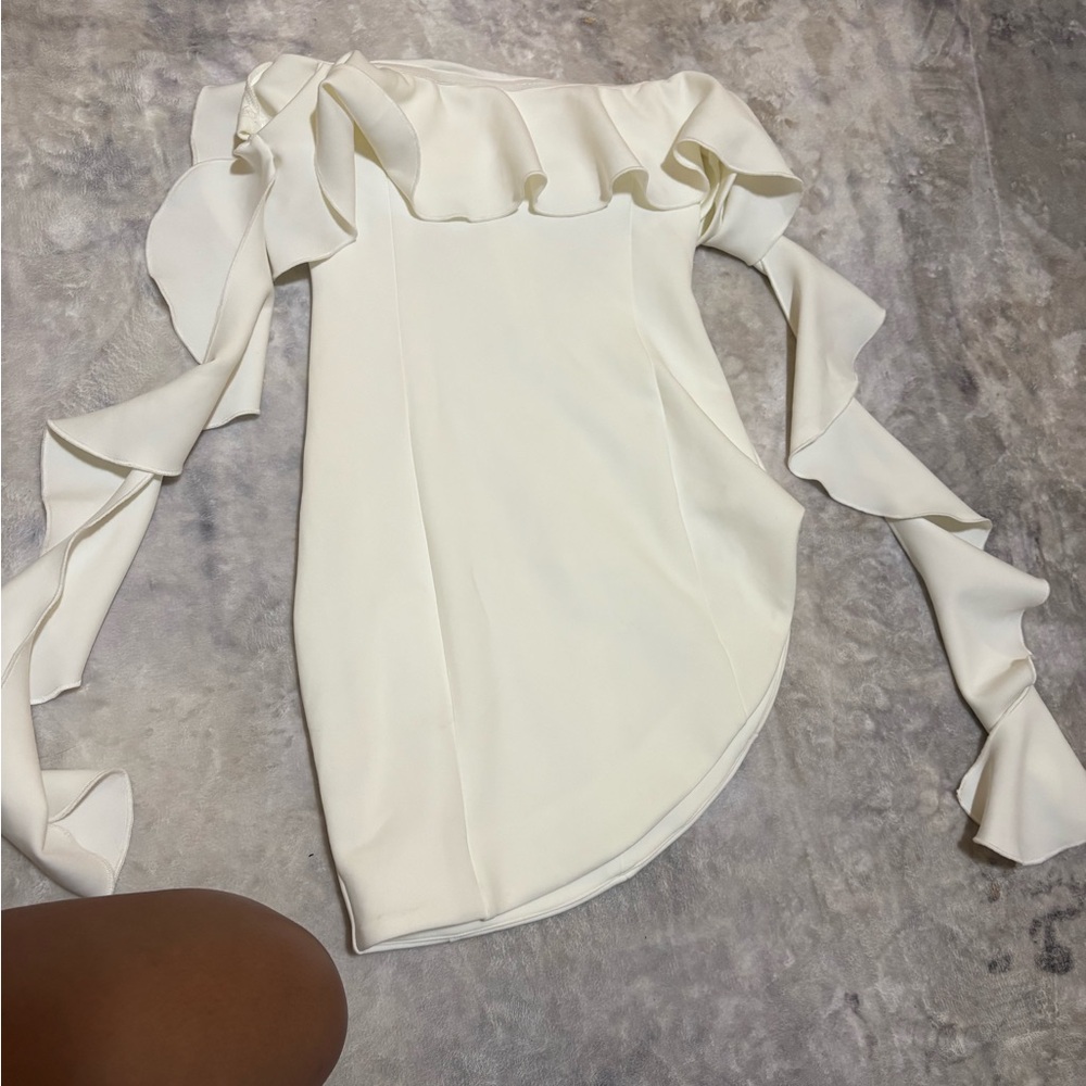 Fashion Nova Cream Zippered Garment